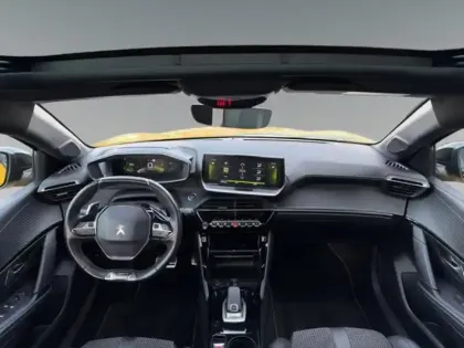 Photo 9 Peugeot 208  1.2 PureTech 100ch S&S GT Pack EAT8