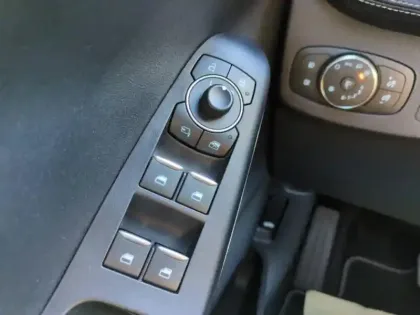 Photo 13 Ford Puma  1.0 EcoBoost 125ch mHEV ST-Line Vignale 6cv