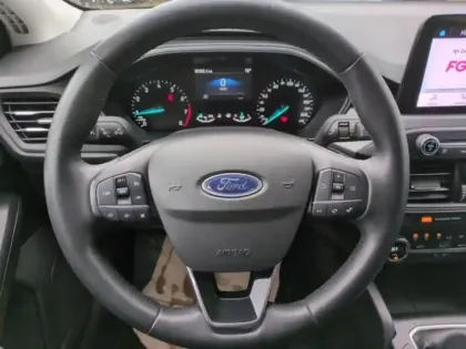 Photo 10 Ford Focus  1.0 Flexifuel mHEV 125ch Titanium Style