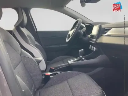 Photo 4 Renault Captur  1.6 E-Tech hybride 145ch Techno