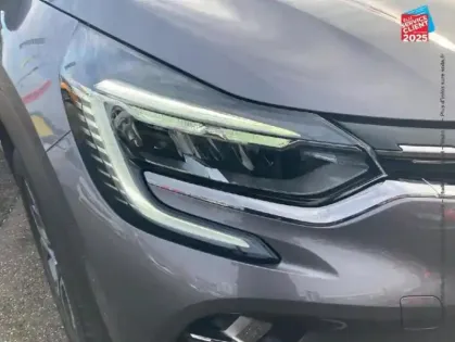 Photo 12 Renault Captur  1.6 E-Tech hybride 145ch Techno