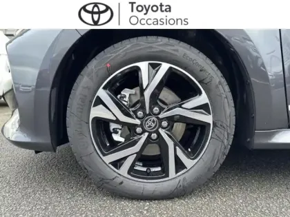 Photo 3 Toyota Yaris  116h Design 5p MC24