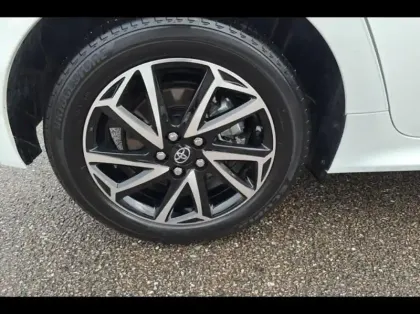 Photo 13 Toyota Yaris  116h Design 5p MY21