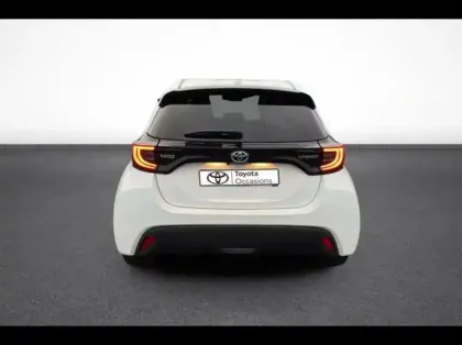 Photo 4 Toyota Yaris  116h Design 5p MY21