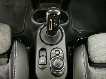 Photo 15 Mini Mini  Cooper SE 184ch Edition Premium BVA 5CV