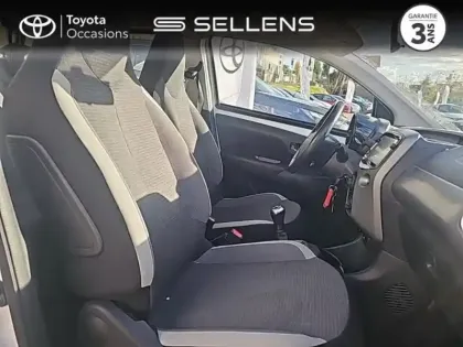 Photo 5 Toyota Aygo  1.0 VVT-i 72ch x-play 5p MY20