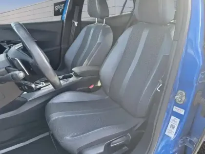 Photo 8 Peugeot 2008  1.2 PureTech 130ch S&S Allure EAT8 7cv