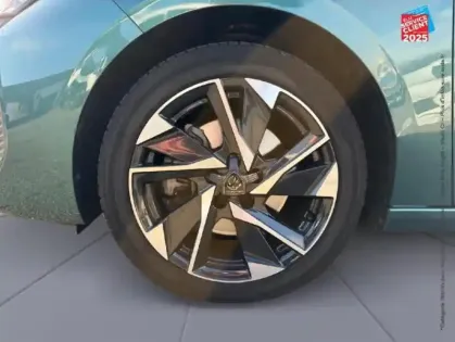 Photo 9 Peugeot 308  SW 1.2 PureTech 130ch S/S Allure Pack GPS Camera Carplay