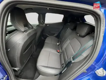 Photo 10 Renault Clio  1.6 E-Tech 145ch full hybrid esprit Alpine - 25 Camera GPS