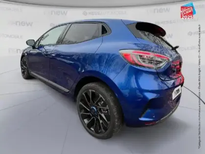 Photo 7 Renault Clio  1.6 E-Tech 145ch full hybrid esprit Alpine - 25 Camera GPS