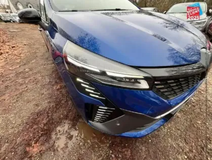 Photo 12 Renault Clio  1.6 E-Tech 145ch full hybrid esprit Alpine - 25 Camera GPS