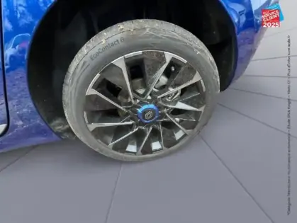 Photo 9 Renault Clio  1.6 E-Tech 145ch full hybrid esprit Alpine - 25 Camera GPS