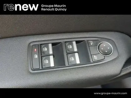 Photo 12 Renault Captur  1.6 E-Tech hybride 145ch Intens -21