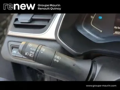 Photo 14 Renault Captur  1.6 E-Tech hybride 145ch Intens -21