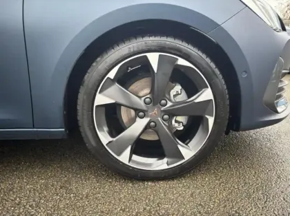 Photo 6 Cupra Leon  1.5 eTSI 150ch V DSG7