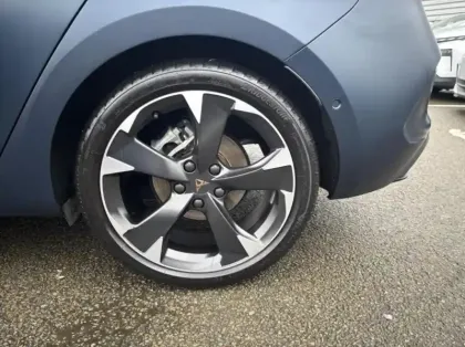 Photo 8 Cupra Leon  1.5 eTSI 150ch V DSG7