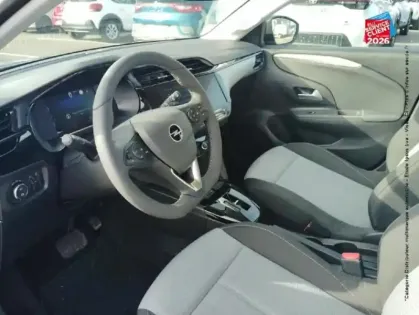 Photo 14 Opel Corsa  1.2 Turbo Hybrid 110ch Edition e-DCT6