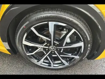 Photo 12 Toyota Prius  Rechargeable Hybride Rechargeable 223ch Lounge