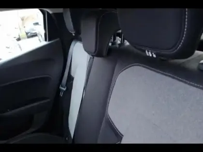 Photo 10 Renault Clio  1.0 TCe 90ch Evolution - 24