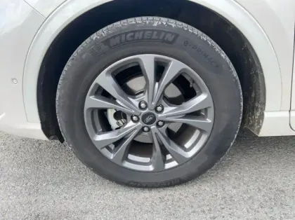 Photo 13 Ford Kuga 2.5 Duratec 190ch FHEV ST-Line X BVA