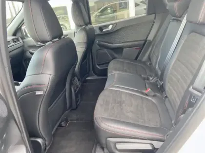 Photo 8 Ford Kuga 2.5 Duratec 190ch FHEV ST-Line X BVA