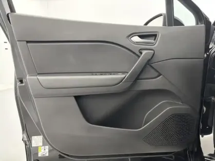 Photo 11 Renault Captur E-Tech full hybrid 145 Evolution 5p