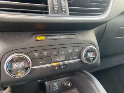 Photo 25 Ford Kuga Gén. III Ph1 Titanium 5