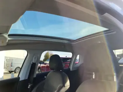 Photo 14 Peugeot 2008 1.5 BlueHDi 120ch E6.c GT Line S&amp;S EAT6