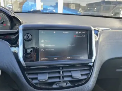 Photo 3 Peugeot 2008 1.5 BlueHDi 120ch E6.c GT Line S&amp;S EAT6