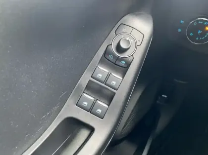 Photo 5 Ford Puma 1.0 Flexifuel 125ch S&amp;S mHEV ST-Line X