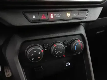 Photo 23 Dacia Sandero TCe 90 - 22 Stepway Confort