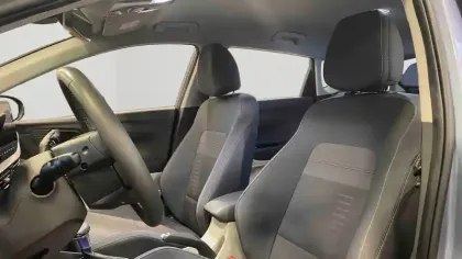 Photo 11 Hyundai Bayon  1.0 T-GDi 100 DCT-7