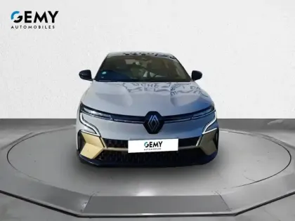 Photo 1 Renault Megane  E-Tech EV60 220 ch super charge