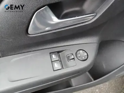 Photo 11 Opel Corsa  1.2 Turbo 100 ch BVM6