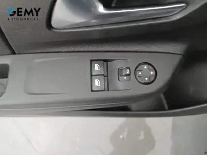 Photo 32 Opel Corsa  1.2 Turbo 100 ch BVM6