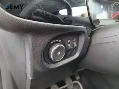 Photo 12 Opel Corsa  1.2 Turbo 100 ch BVM6