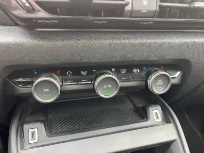 Photo 20 Citroën C4  BlueHDi 130 S&S EAT8