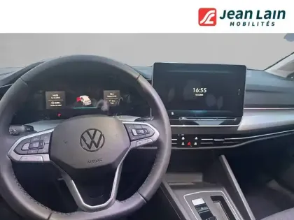 Photo 10 Volkswagen Golf  1.5 eHybrid 204 DSG6