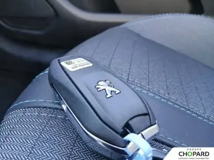 Photo 15 Peugeot 208  Electrique 50 kWh 136ch