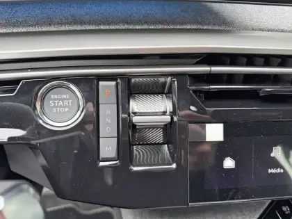 Photo 33 Peugeot 5008  Hybrid 145 e-DCS6