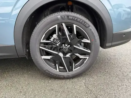 Photo 32 Peugeot 5008  Hybrid 145 e-DCS6