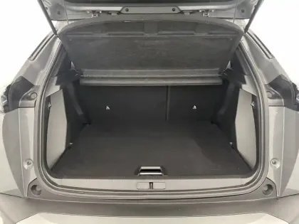 Photo 12 Peugeot 2008  Hybrid 145 e-DCS6