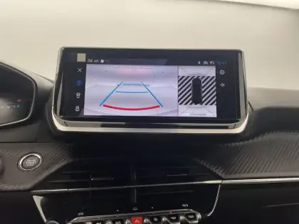 Photo 31 Peugeot 2008  Hybrid 145 e-DCS6