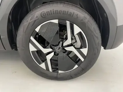 Photo 15 Peugeot 2008  Hybrid 145 e-DCS6