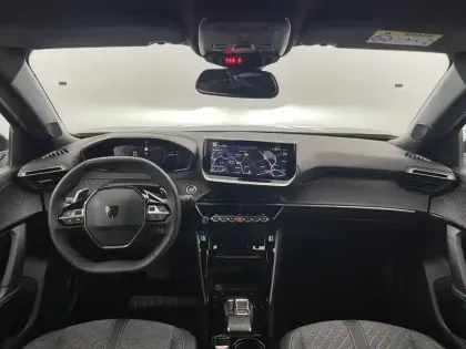 Photo 24 Peugeot 2008  Hybrid 145 e-DCS6