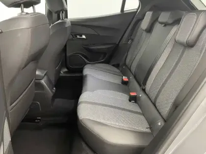 Photo 14 Peugeot 2008  Hybrid 145 e-DCS6