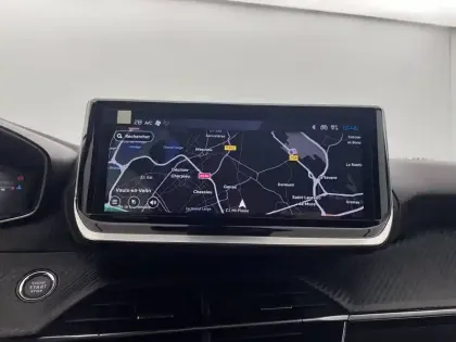 Photo 19 Peugeot 2008  Hybrid 145 e-DCS6