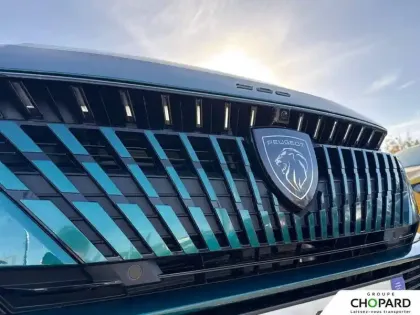 Photo 16 Peugeot 308  Hybrid 145 e-DCS6