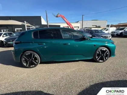 Photo 32 Peugeot 308  Hybrid 145 e-DCS6