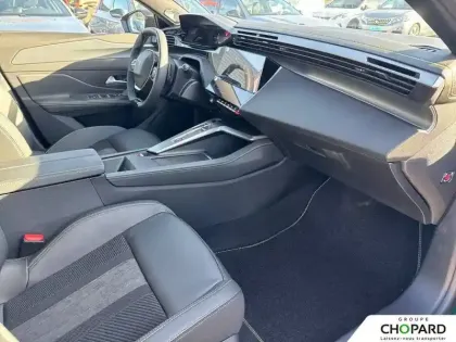 Photo 34 Peugeot 308  Hybrid 145 e-DCS6